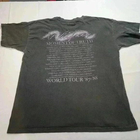 Daydreamer Black Whitney Houston Graphic Tee - Picture 8 of 14